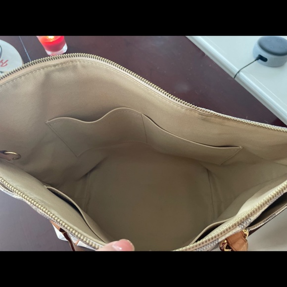 Louis Vuitton Damier Azur Totally MM 💥💥SOLD💥💥 - Picture 7 of 9